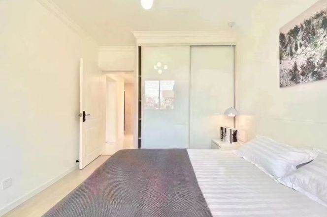 1BR Apartment near Shanghai Swimming Center Metro (L11)