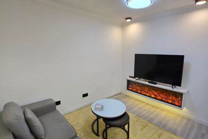 Spacious 1BR Apartment at Gaorong Unit