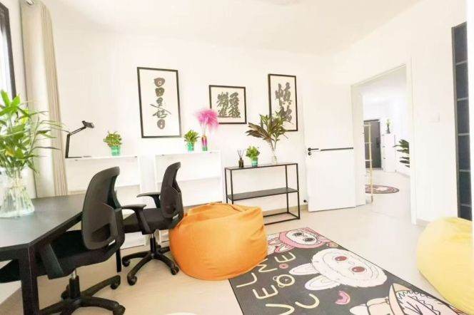 2BR Apartment in Old Xuhui (L10/L11)