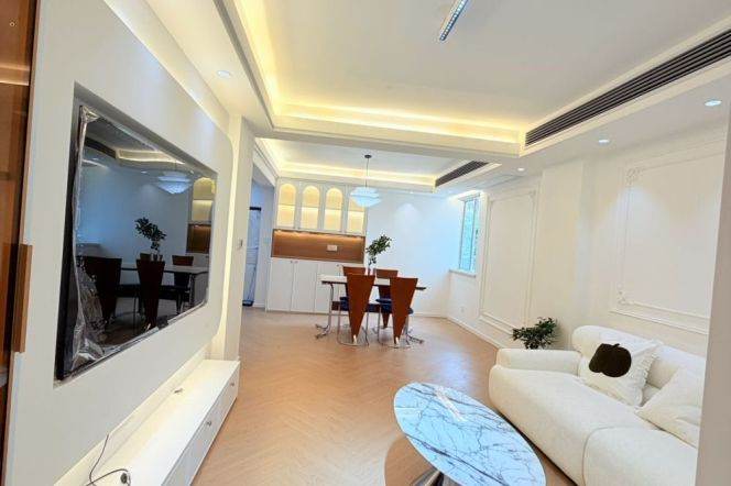 Spacious 1BR Apartment near Columbia Circle (L3/L4)