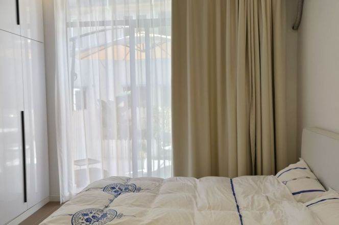 1BR Apartment near Jiashan Rd Metro with Terrace (L1/L10/L12)