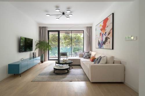 Housing image — Living Room