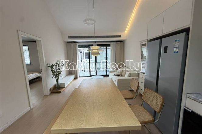 2BR Lane House in Old Xuhui with Terrace