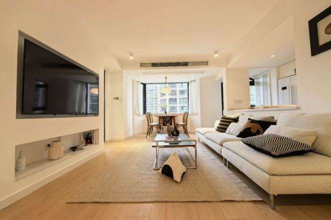 3BR Apartment in Old Xuhui (L9/L12)