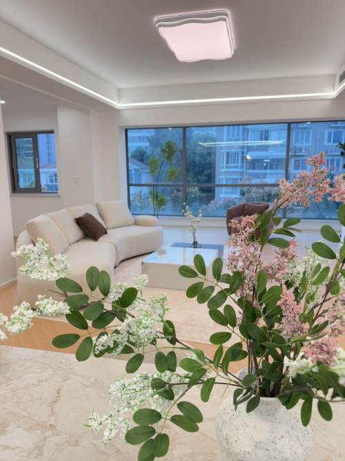 Housing image — Living Room