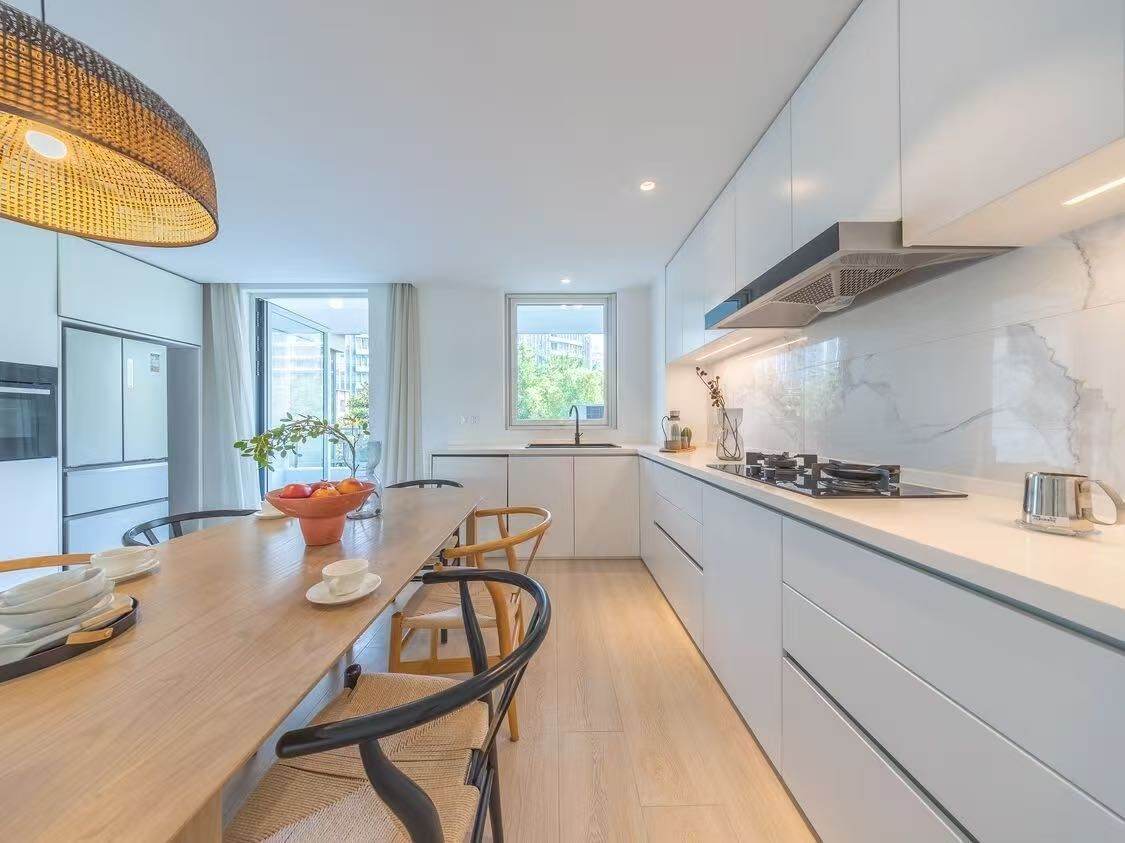 Housing image — Dining Area