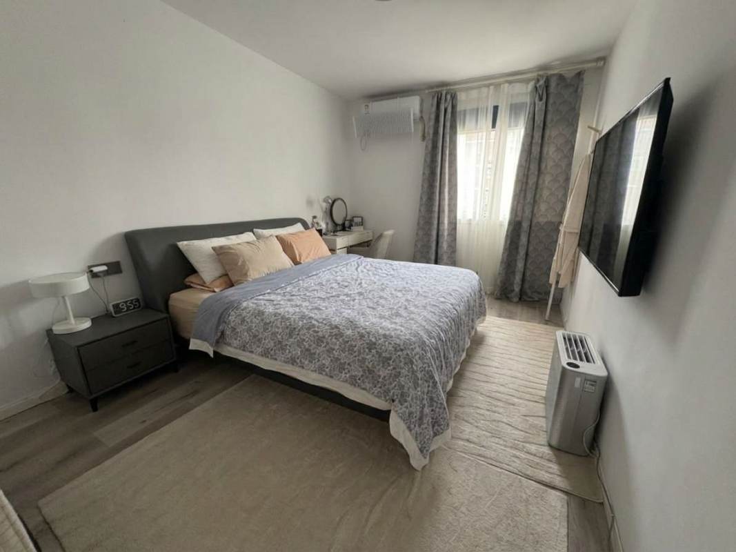 Housing image — Bedroom