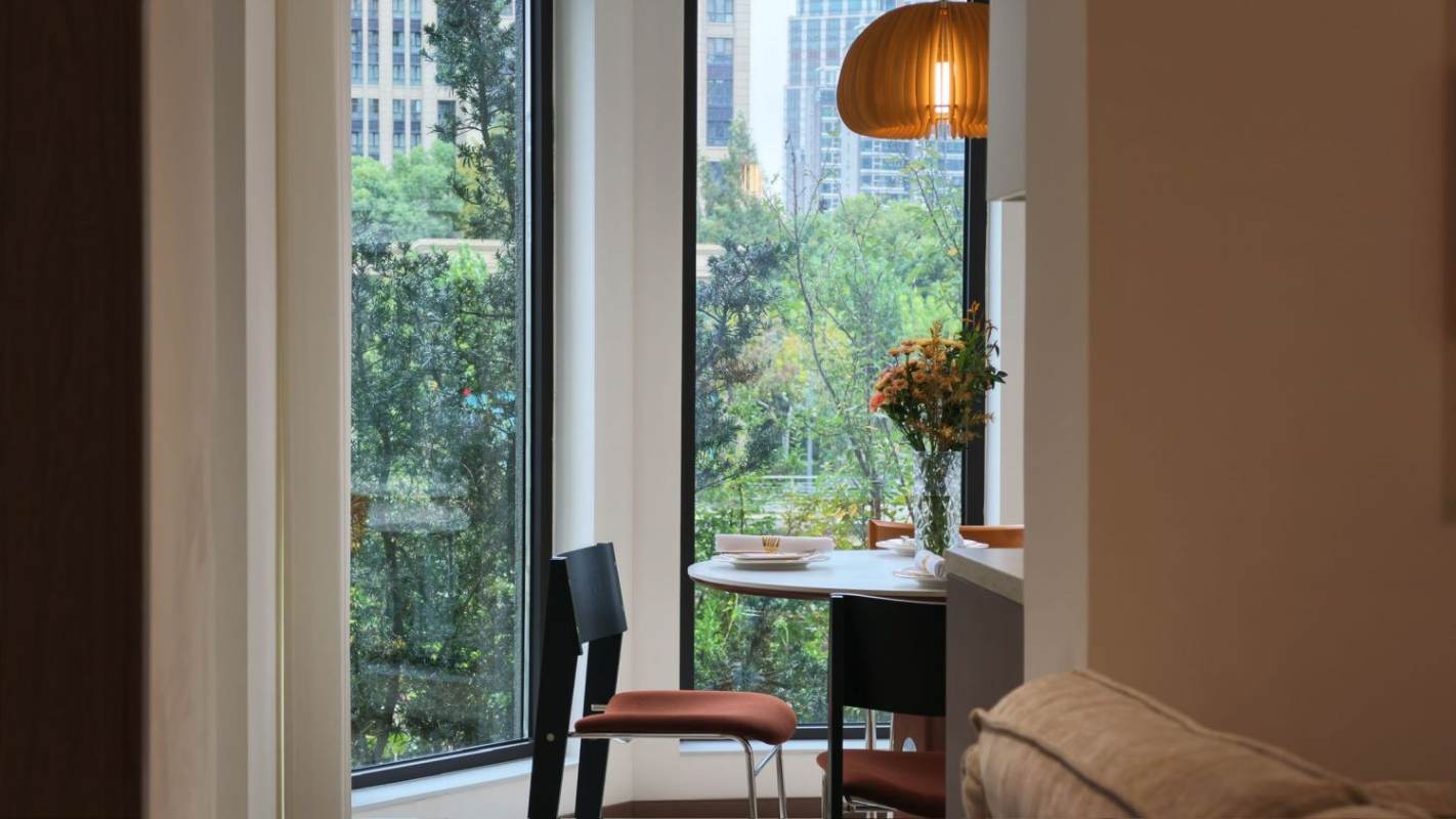Housing image — Dining Area
