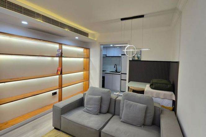 Spacious 1BR Apartment at Gaorong Unit