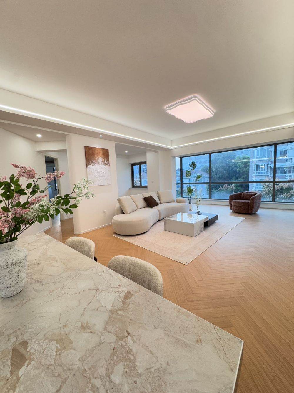 Housing image — Living Room