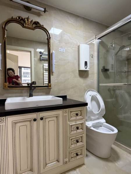 Housing image — Bathroom
