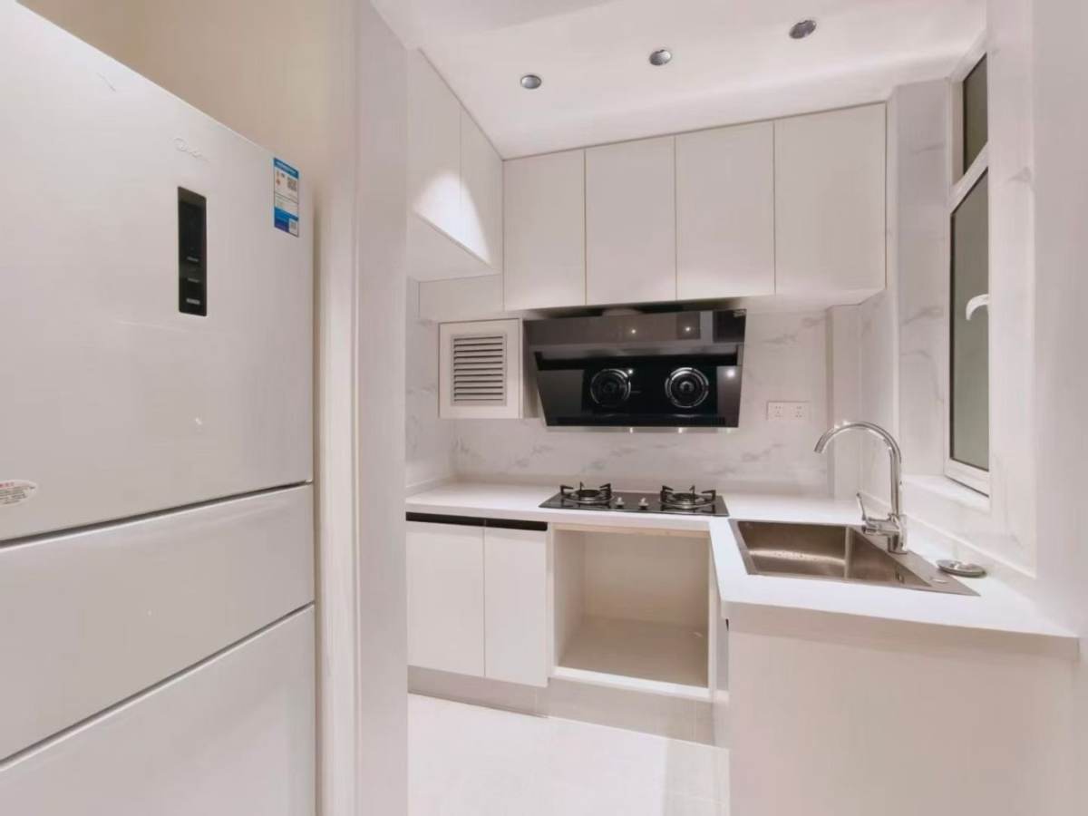 Housing image — Kitchen