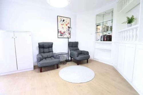 Housing image — Bedroom