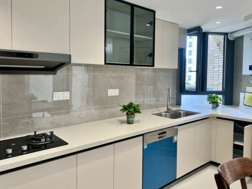 Housing image — Kitchen