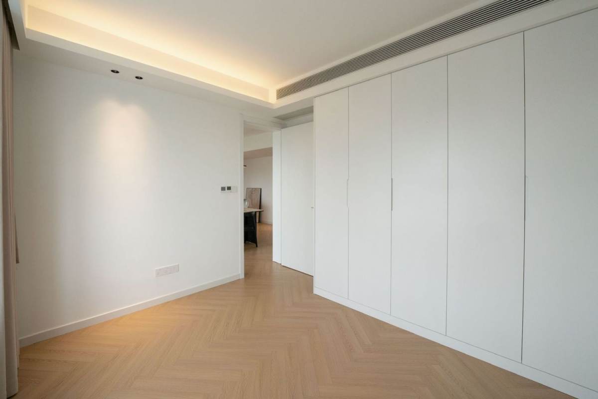 Housing image — Bedroom