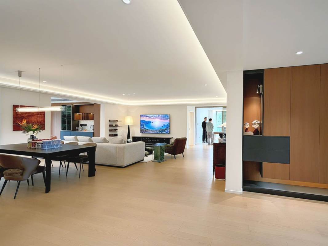Housing image — Living Room
