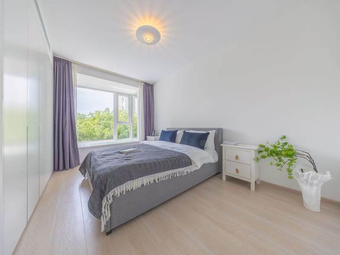 Housing image — Bedroom