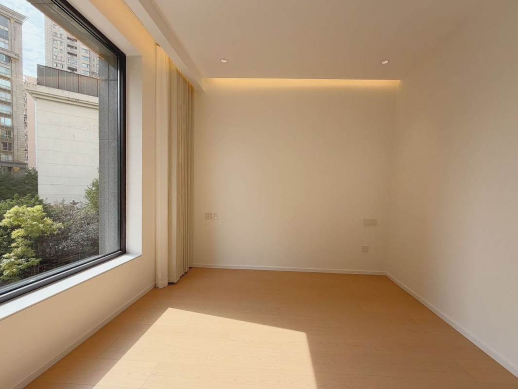 Housing image — Bedroom