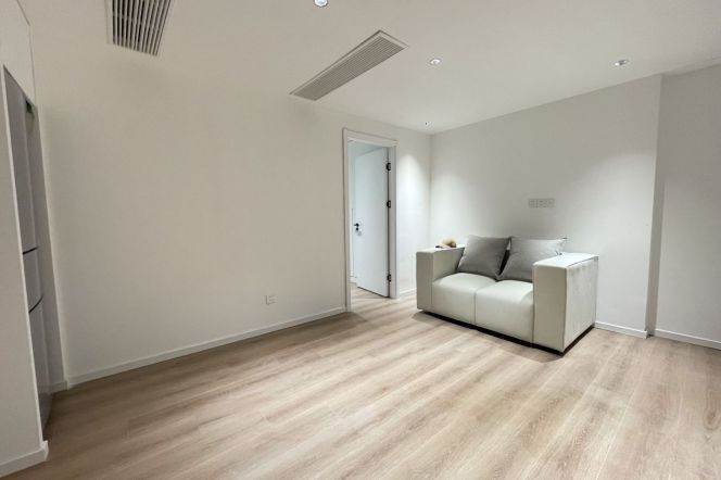 1BR Apartment near Shanghai Indoor Stadium Metro (L1/L4)
