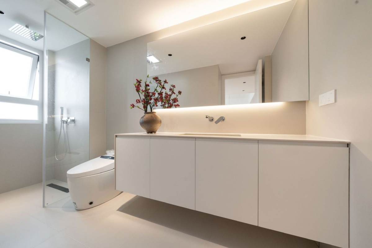 Housing image — Bathroom
