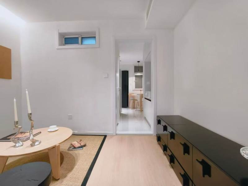 Housing image — Living Room