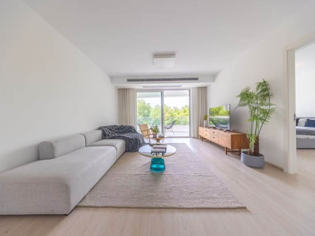 Housing image — Living Room