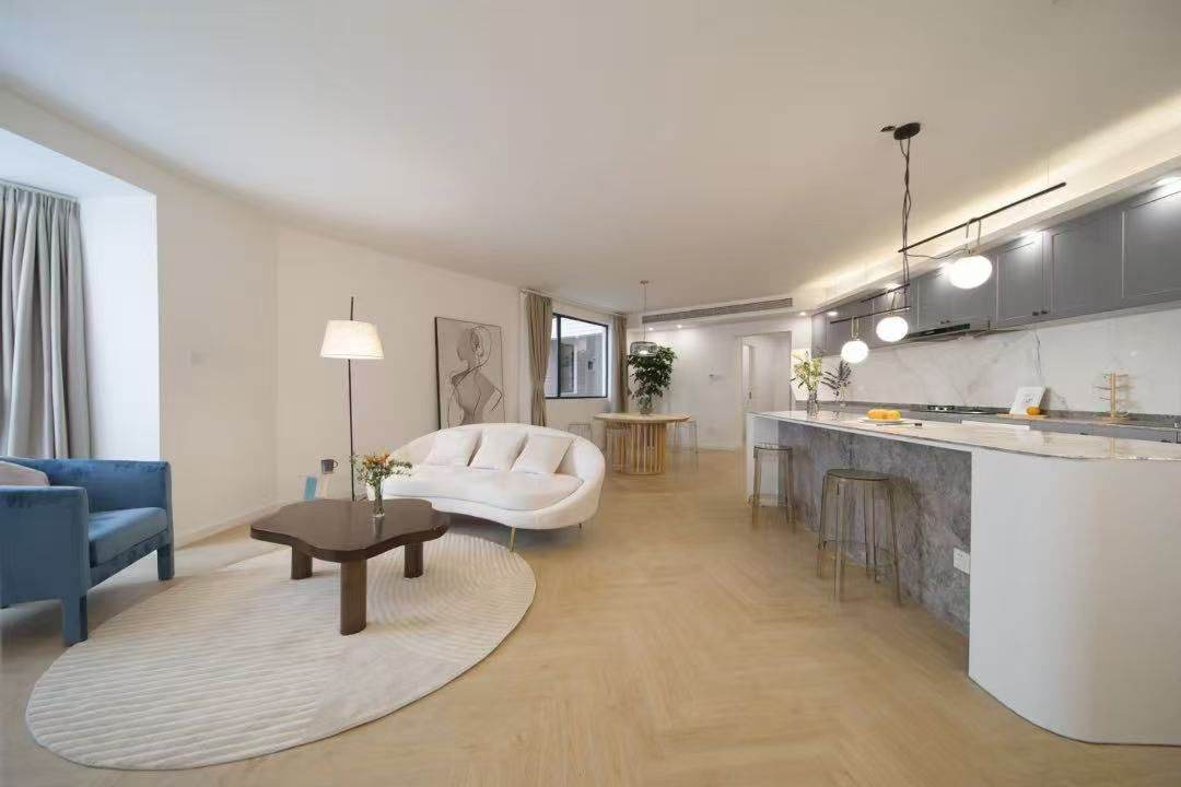 Housing image — Living Room