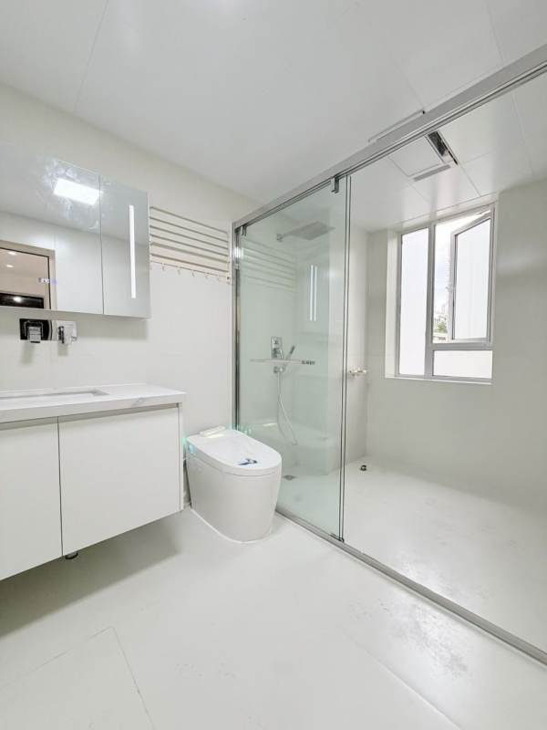 Housing image — Bathroom