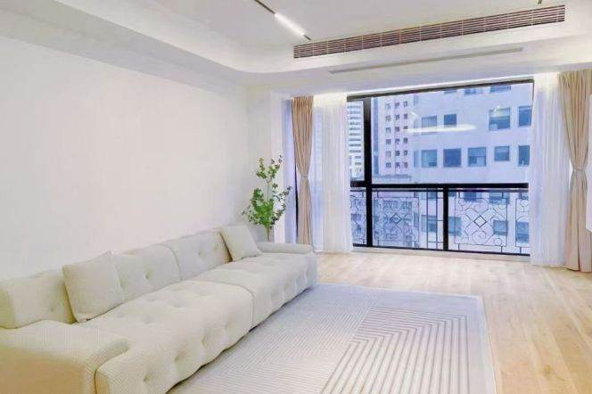 3BR Apartment in Xujiahui