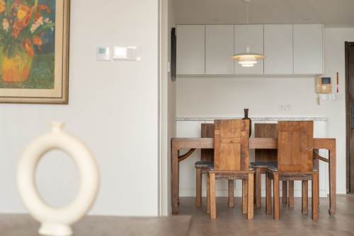 Housing image — Dining Area