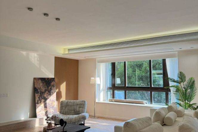 Spacious 3BR Apartment in Old Xuhui with Green View (L10/L11)