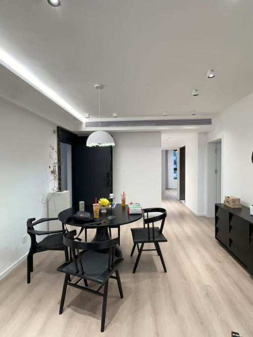 Housing image — Dining Area
