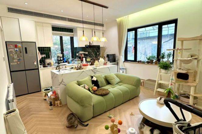 2BR Apartment in Old Xuhui with Terrace