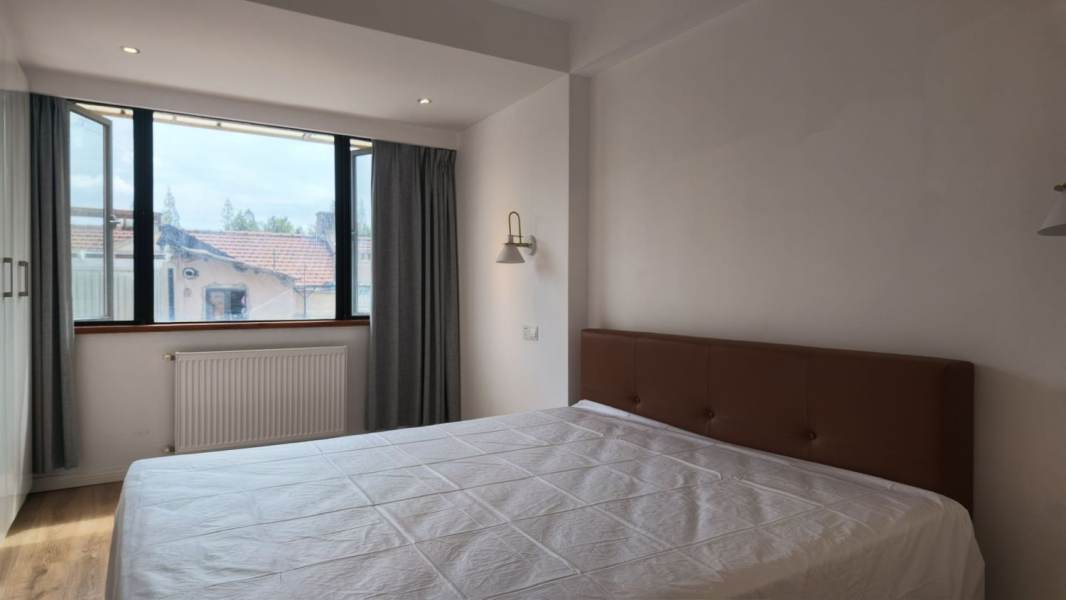 Housing image — Bedroom