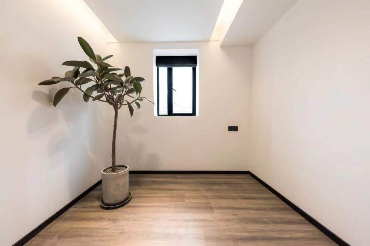 Housing image — Bedroom