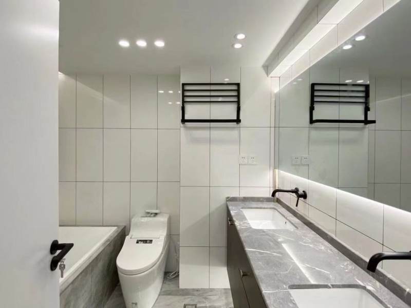 Housing image — Bathroom
