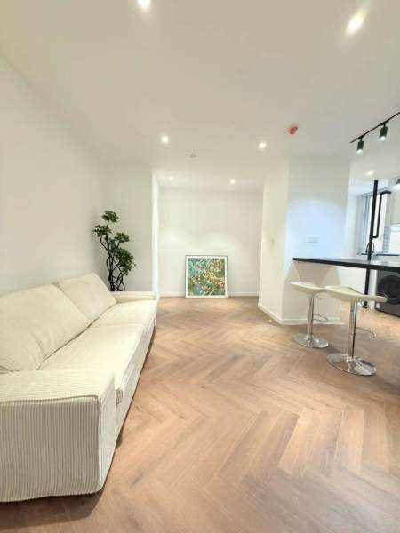 Housing image — Living Room