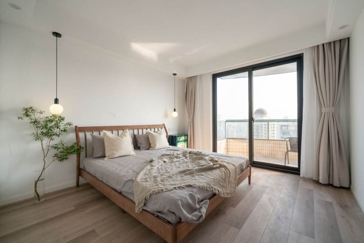 Housing image — Bedroom