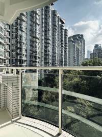 Housing image — Balcony