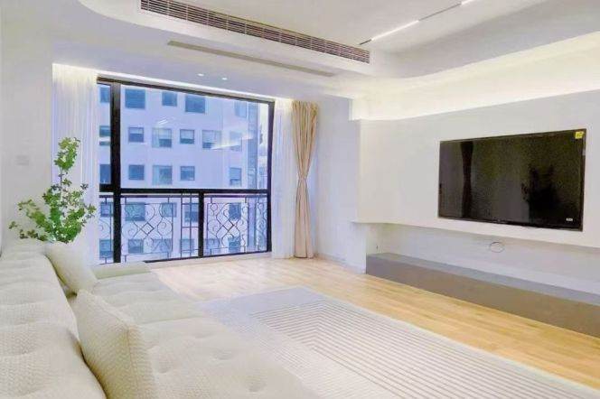 3BR Apartment in Xujiahui