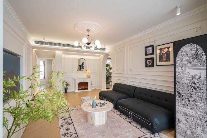 High-Floor 3BR Apartment in Jing'an (L13/L14)