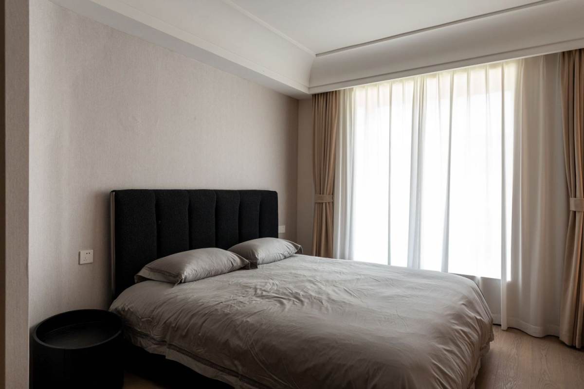 Housing image — Bedroom