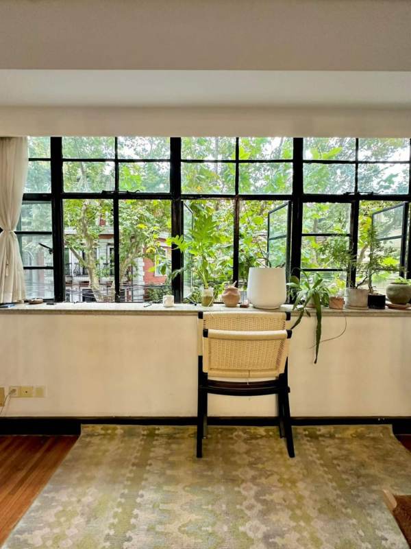 Housing image — Balcony