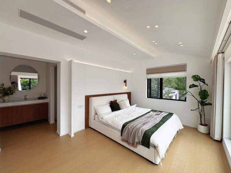 Housing image — Bedroom