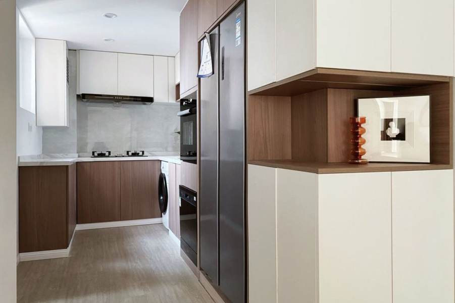 Housing image — Kitchen