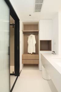 Housing image — Bathroom