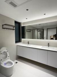 Housing image — Bathroom