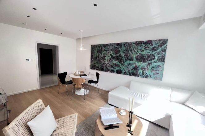 Spacious 1BR Apartment in Gubei (L10)