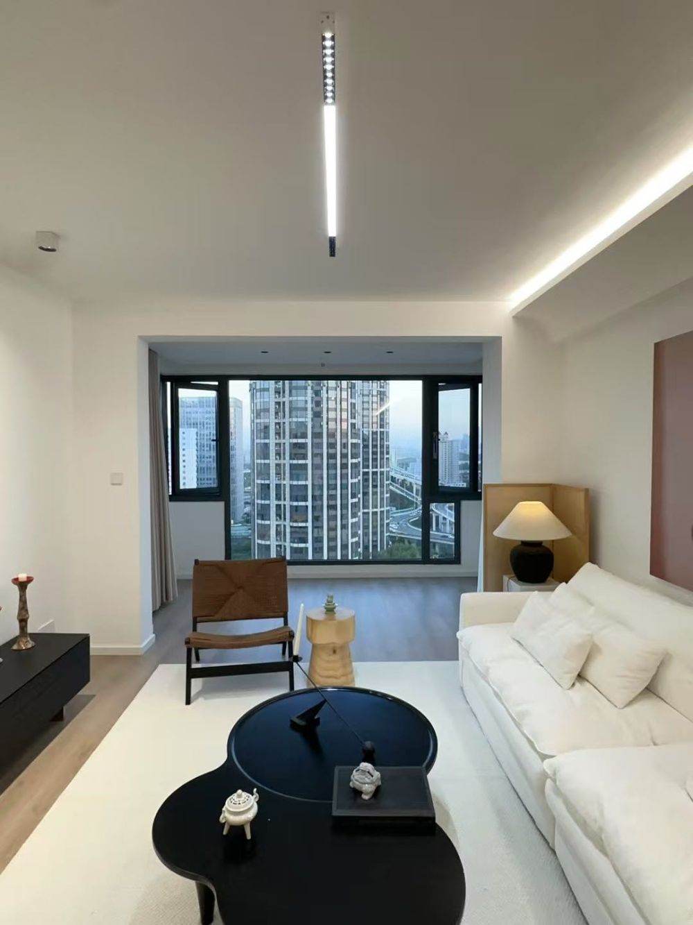 Housing image — Living Room