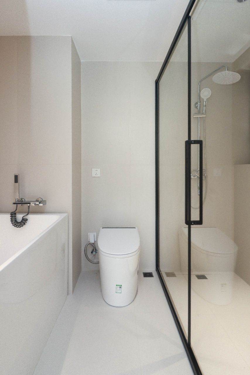 Housing image — Bathroom
